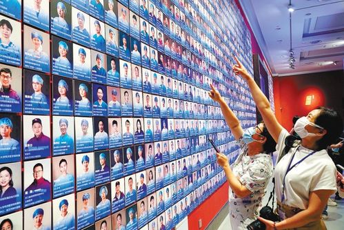 时代答卷的艺术呈现 个人互联网服务的演进与未来